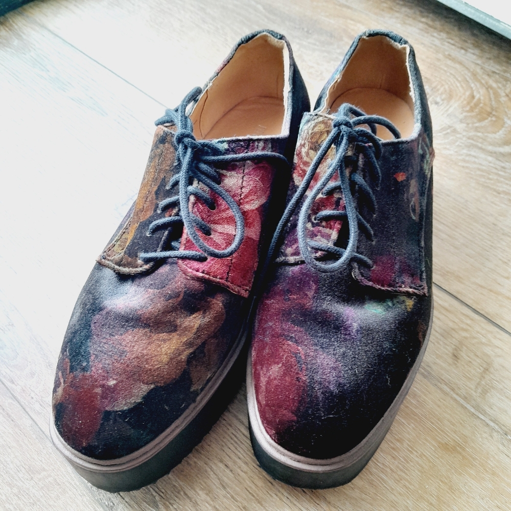 Steve Madden Floral Velvet Written Lug Sole Dark Academia Loafers Size 8M